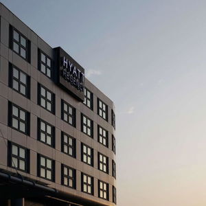 Sejur The Atrium Hotel & Conference Centre Paris Cdg Airport, By Penta vacanta Paris
