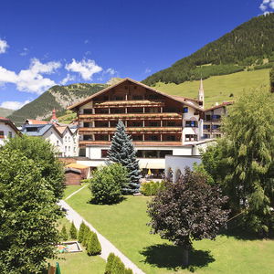 Hotel Beauty & Wellness Hotel Tirolerhof cazare Nauders