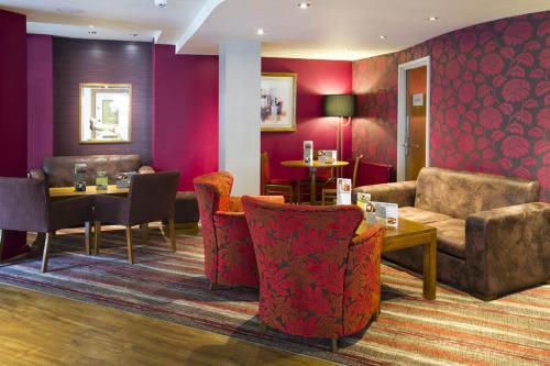 Premier Inn Glasgow City George Square