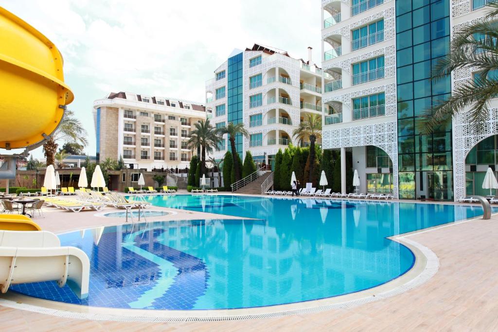 dal travel Grand Ring Hotel