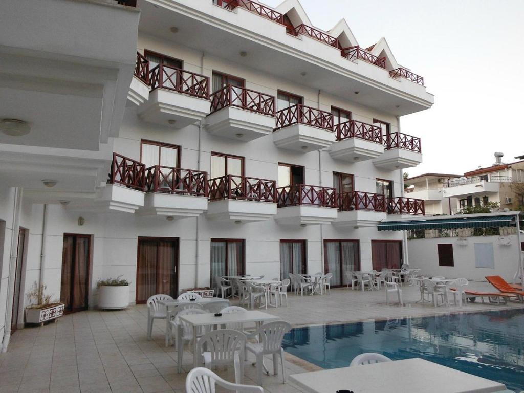 Hotel Himeros Beach Hotel