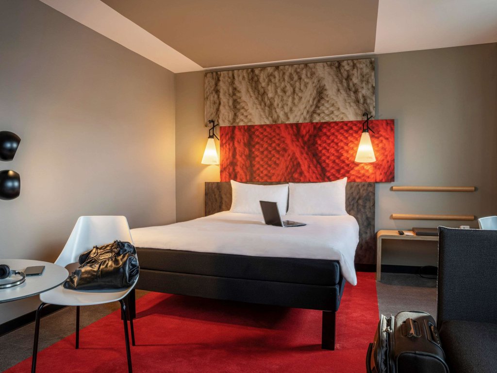 Hotel Ibis Nanterre La Defense