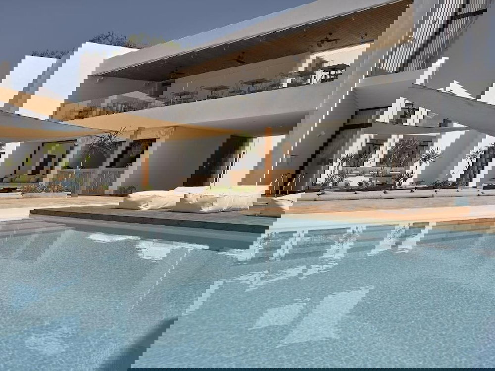 Cavo Vezal - Adults Only