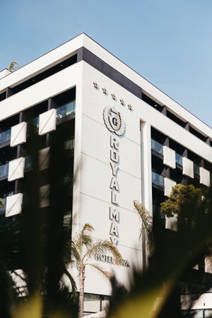Hotel Royal G Max cazare Durres