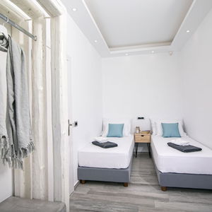 Hotel Aegean Melody Suites cazare Santorini