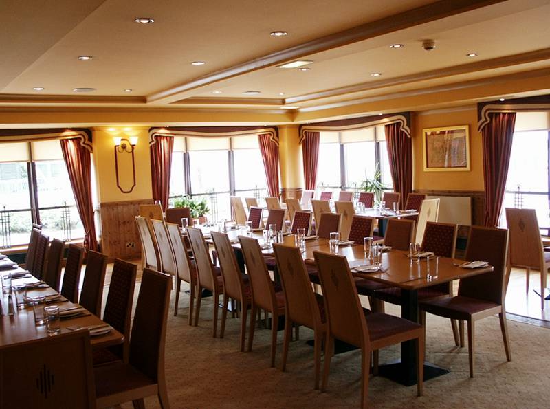 Holiday Inn Express Edinburgh Airport (Ex Quality Edinburgh Airport Hotel)