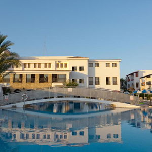 Hotel Kefalos Beach Tourist Village cazare Paphos