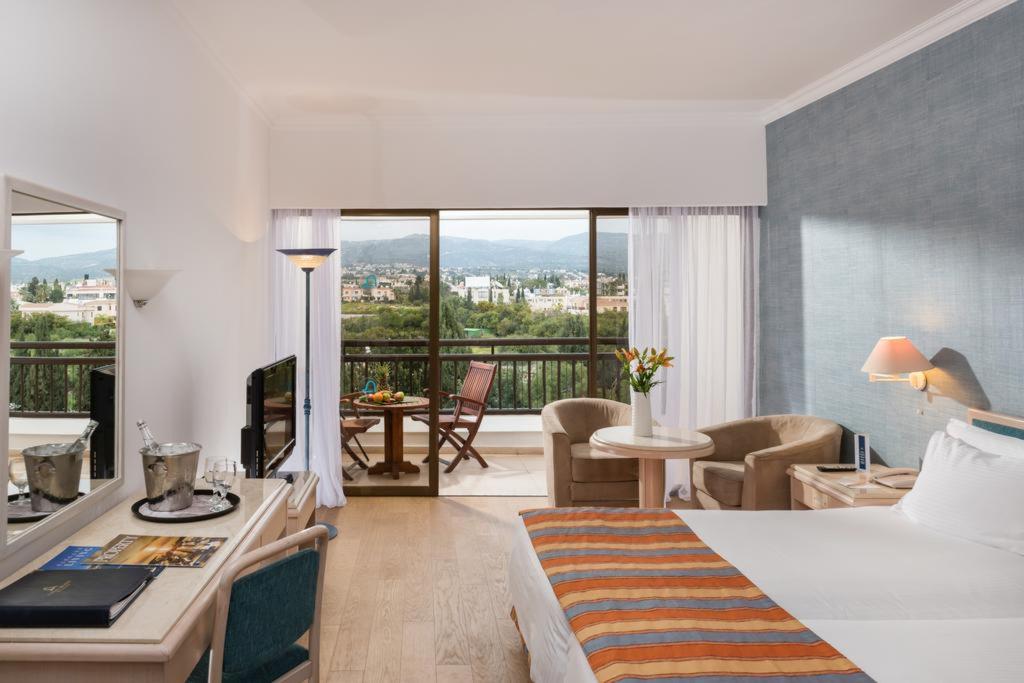 dal travel Coral Beach Hotel And Resort