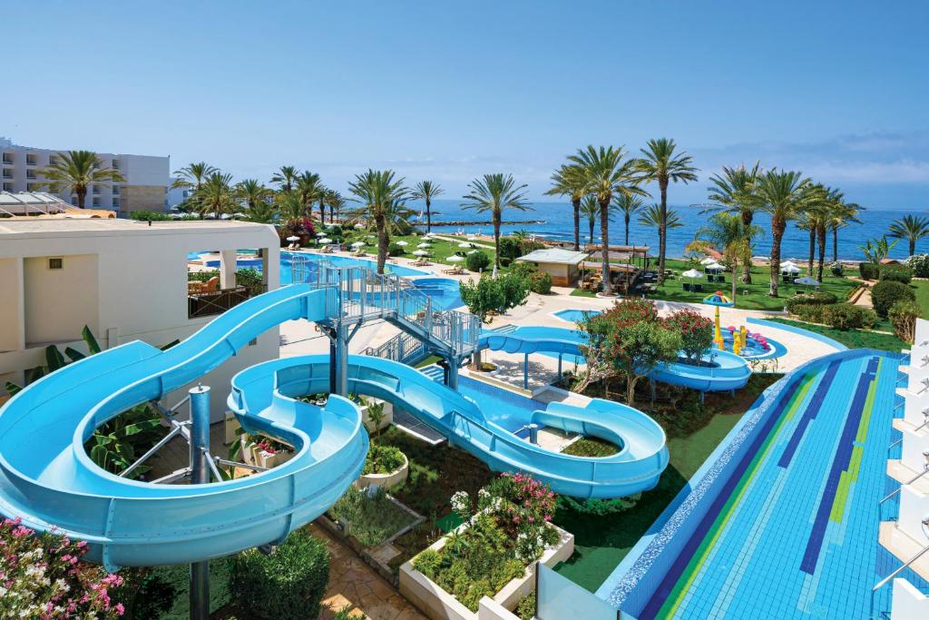 dal travel Constantinou Bros Athena Beach Hotel