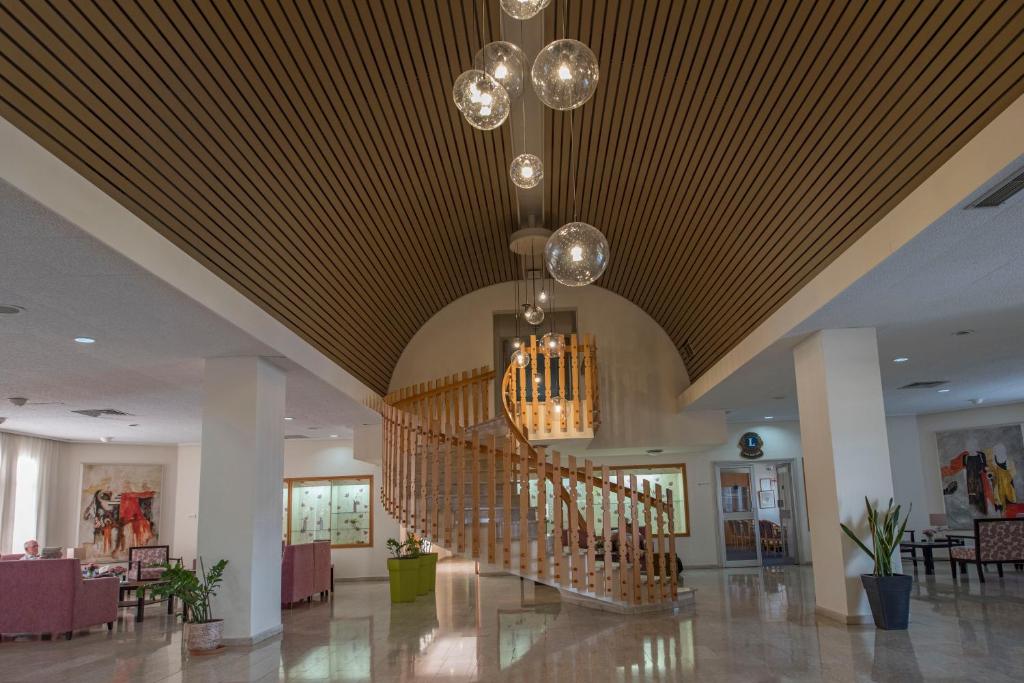 dal travel Kissos Hotel