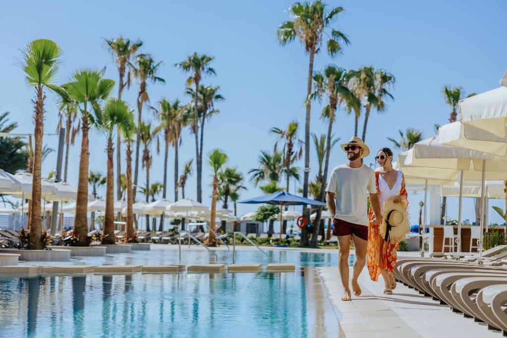 Lordos Beach Hotel & Spa