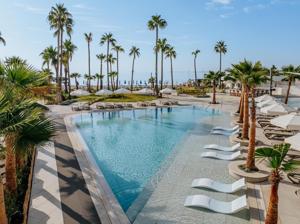 Lordos Beach Hotel & Spa