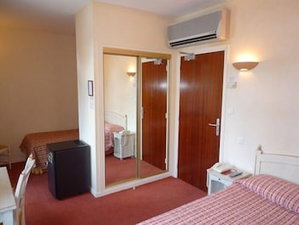 Hotel La Garoupe Gardiole cazare Antibes