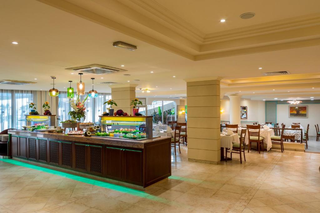 dal travel Aquamare Beach Hotel&Spa