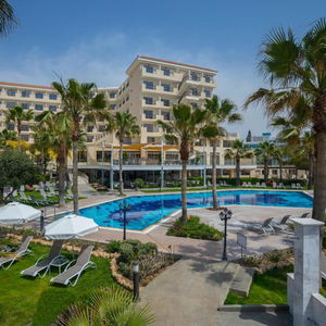 Hotel Aquamare Beach Hotel&Spa cazare Paphos