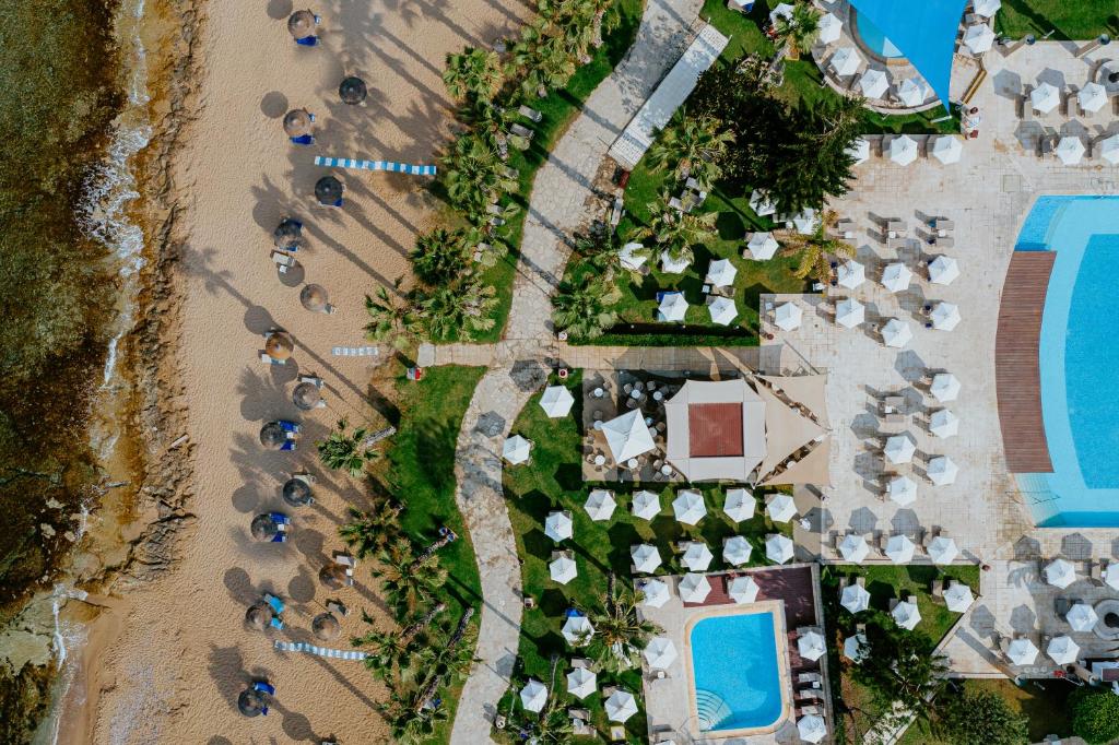 dal travel Louis Ledra Beach