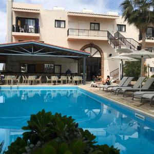 Sejur New York Plaza Hotel Apartments vacanta Paphos