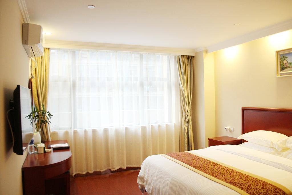 Hotel Greentree Inn Shanghai Pudong Shenmei East Express Hotel