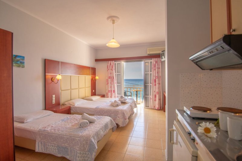 Agoulos Beach Hotel