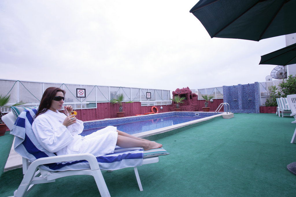 Hotel Rolla Suites Hotel