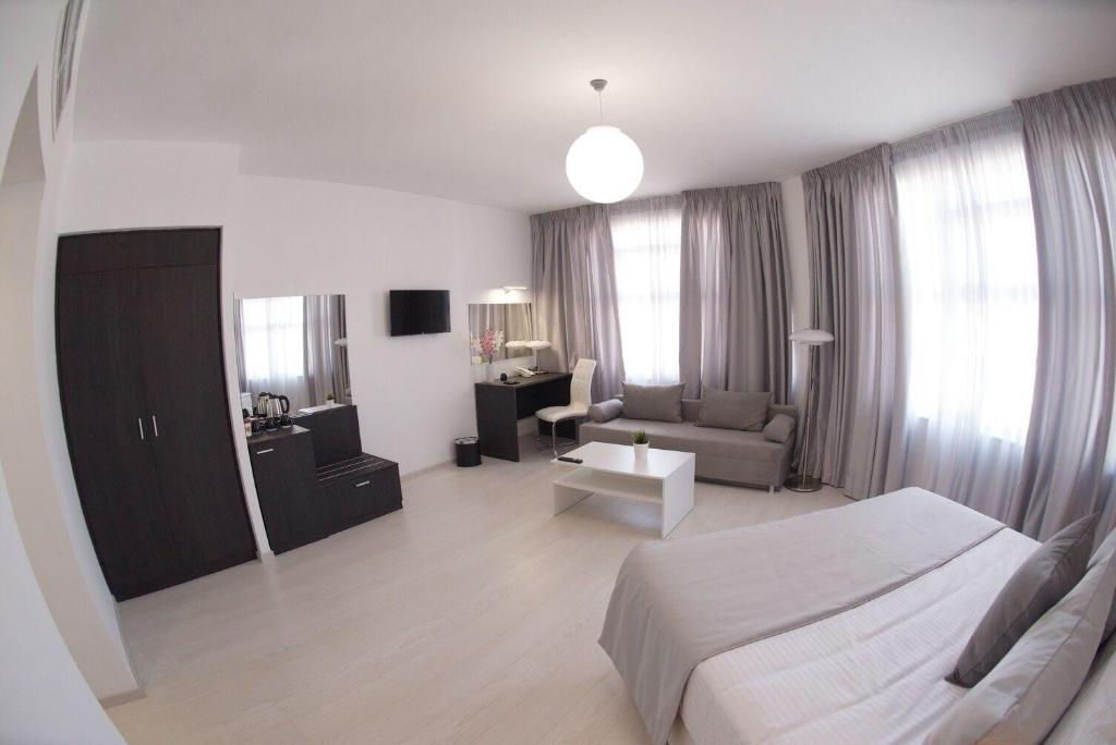 dal travel Boss Boutique Athens