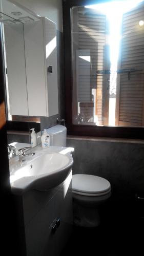 Marconi Rooms And Apartments