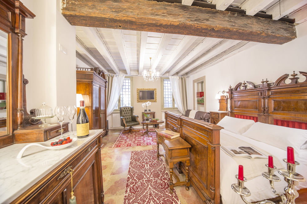 Corte Realdi Suites Piazza Erbe