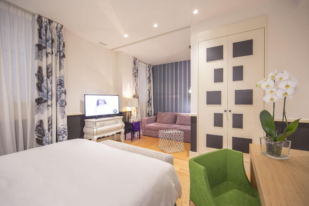Hotel Cinque Luxury Rooms