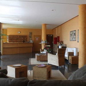 Hotel Apartamentos Amadores Beach cazare Puerto Rico