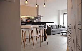 The Athenians Modern Apartments