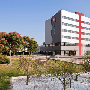 Sejur Ibis Barcelona Ripollet vacanta Ripollet