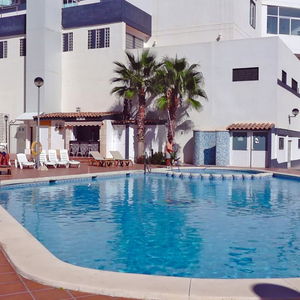 Hotel La Familia Gallo Rojo cazare El Campello