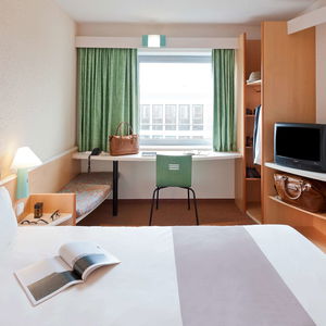 Hotel Ibis Madrid Alcorcon Tresaguas cazare Alcorcon