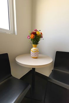 Hotel Athens Stories