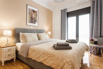 Hotel Nicholas Point Apartments And Rooms