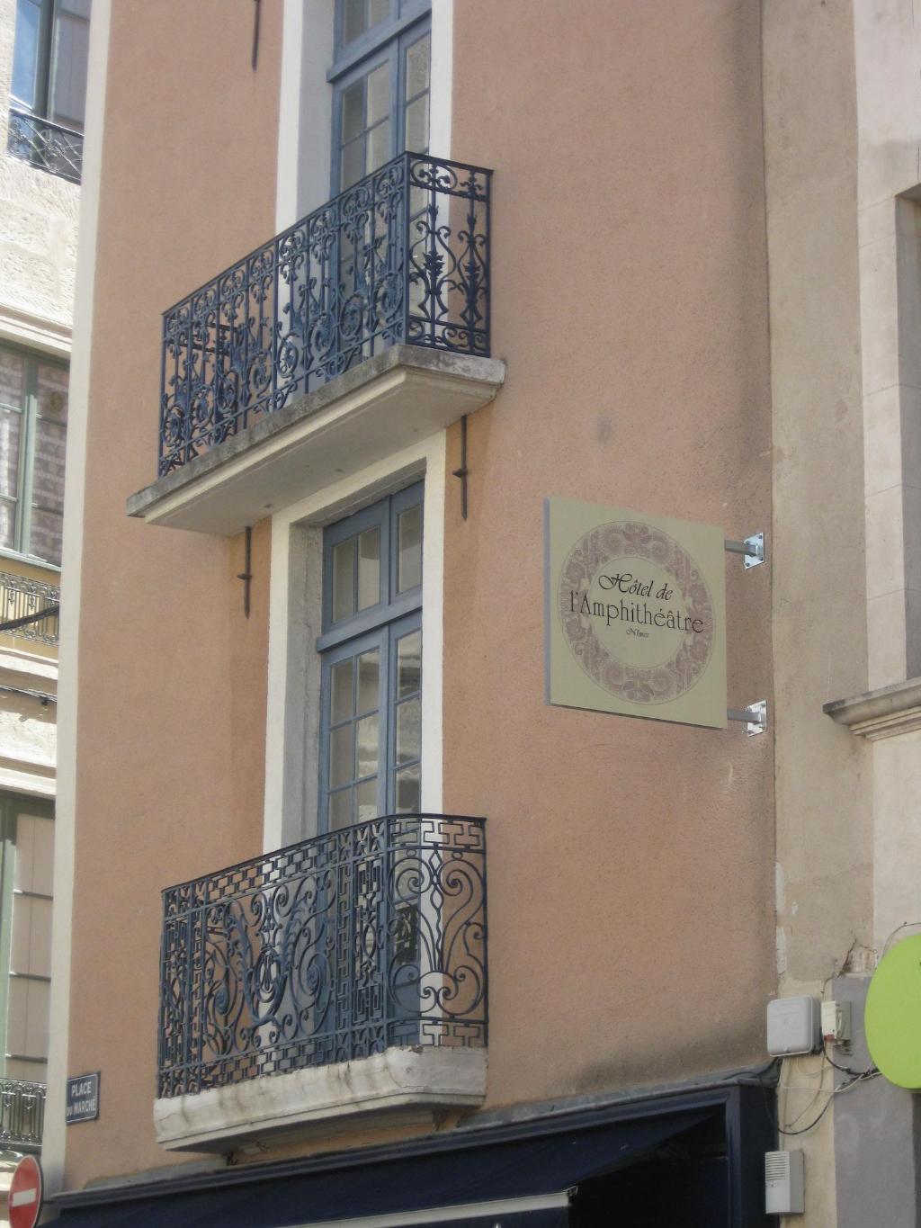 Hôtel De L'Amphithéâtre