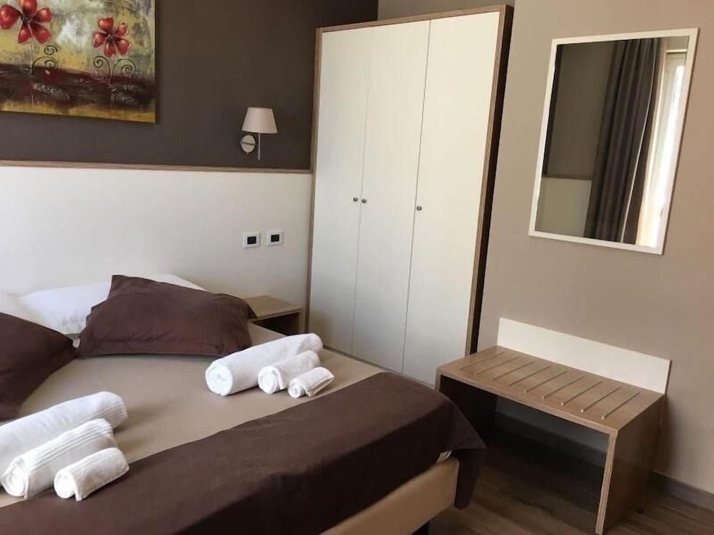 Hotel 60Quattro Bedrooms