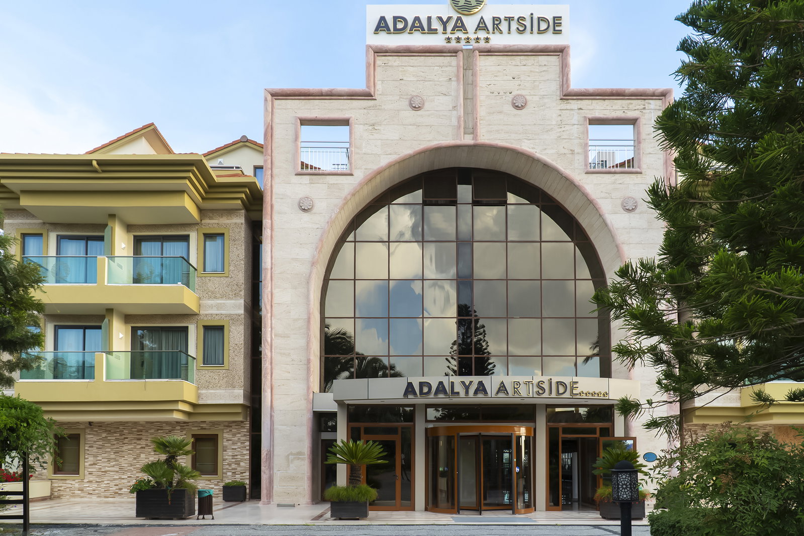 Adalya Art Side