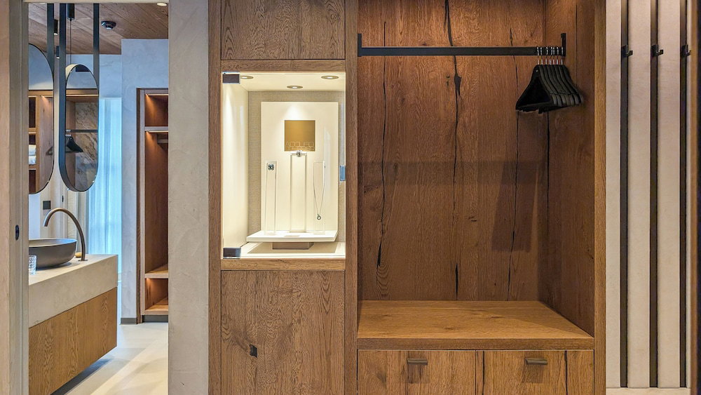 Mohe Boutique Hotel