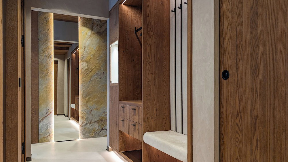 Mohe Boutique Hotel