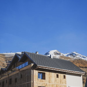 Hotel Base Camp Lodge Les 2 Alpes cazare Les Deux Alpes