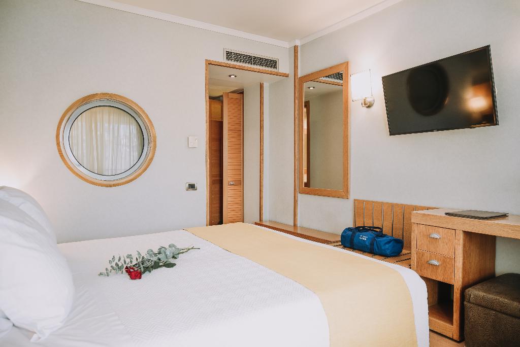 dal travel Athenian Callirhoe Hotel