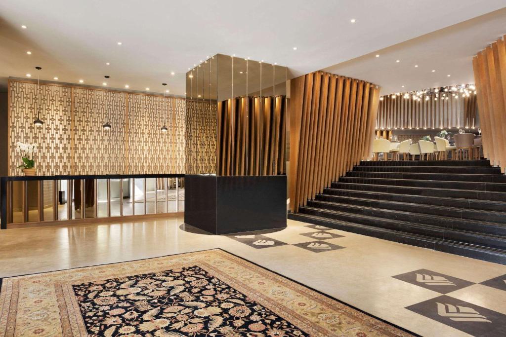 dal travel Wyndham Grand Athens