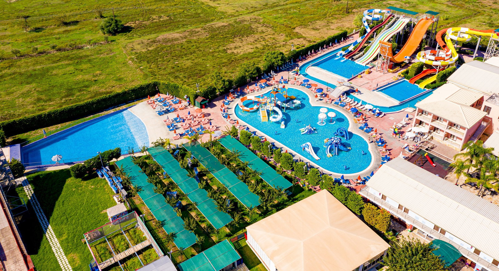Caretta Beach Resort & Waterpark