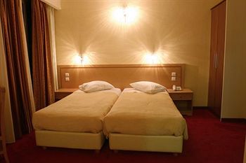 dal travel Golden City Hotel