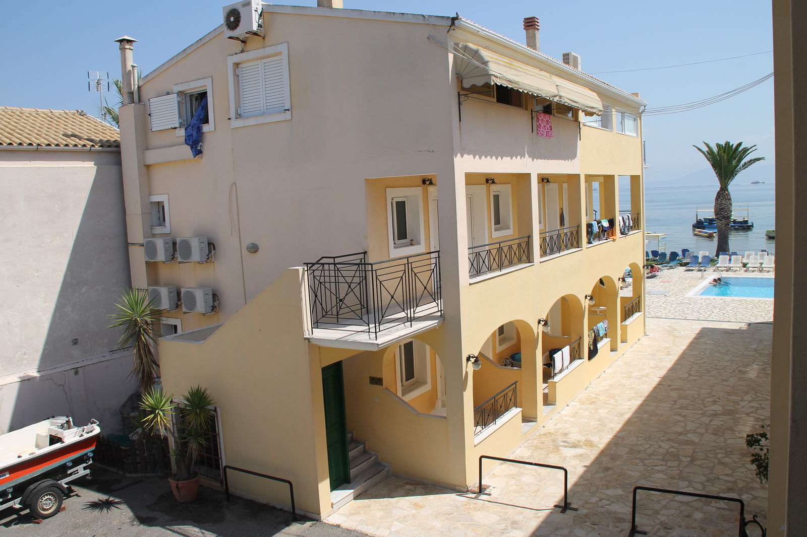 Hotel Complex Lemon Grove Beach Hotel