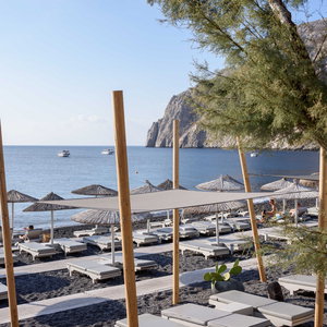 Sejur Afroditi Venus Beach Resort vacanta Santorini