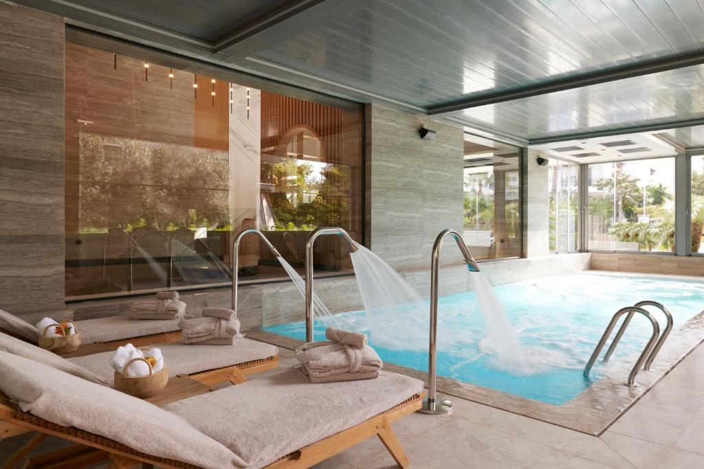 Dusit Suites Athens