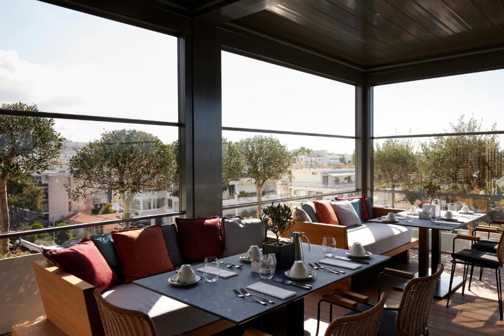 Dusit Suites Athens