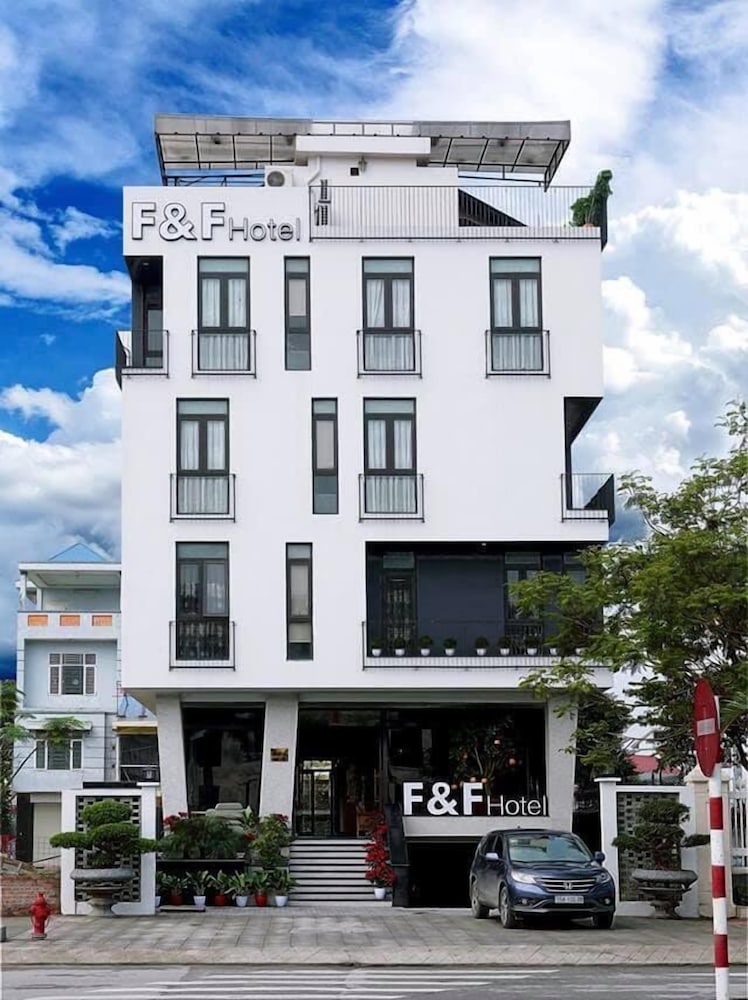 F&F Hotel